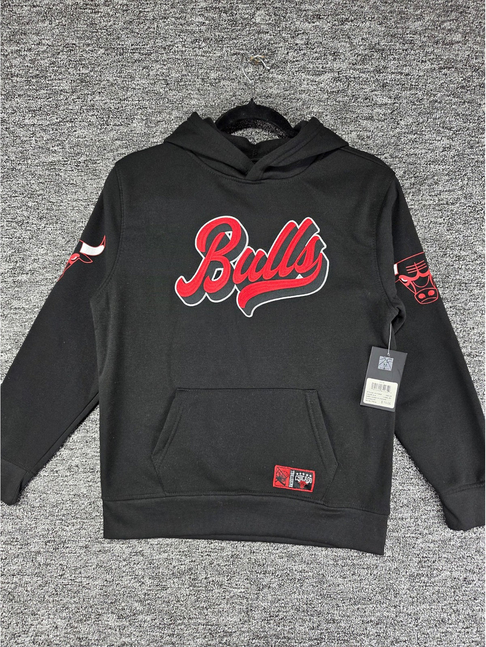NBA Chicago Bulls Pullover Hoodie Sweatshirt Youth 14-16 Black Red